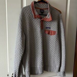 Patagonia pullover.